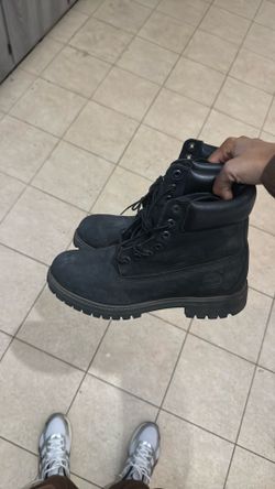 Black Thumbs Size 9 Men Worn