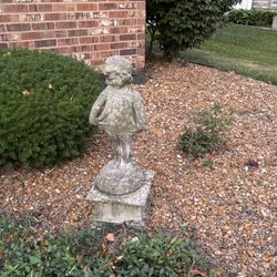 Adorable Girl Statue 