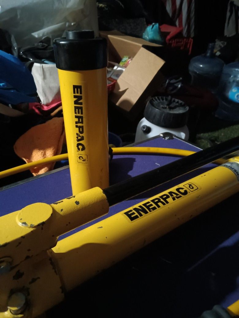 Enerpac 10000 Psi Hydraulic Hand Pump And Cylinder Jack