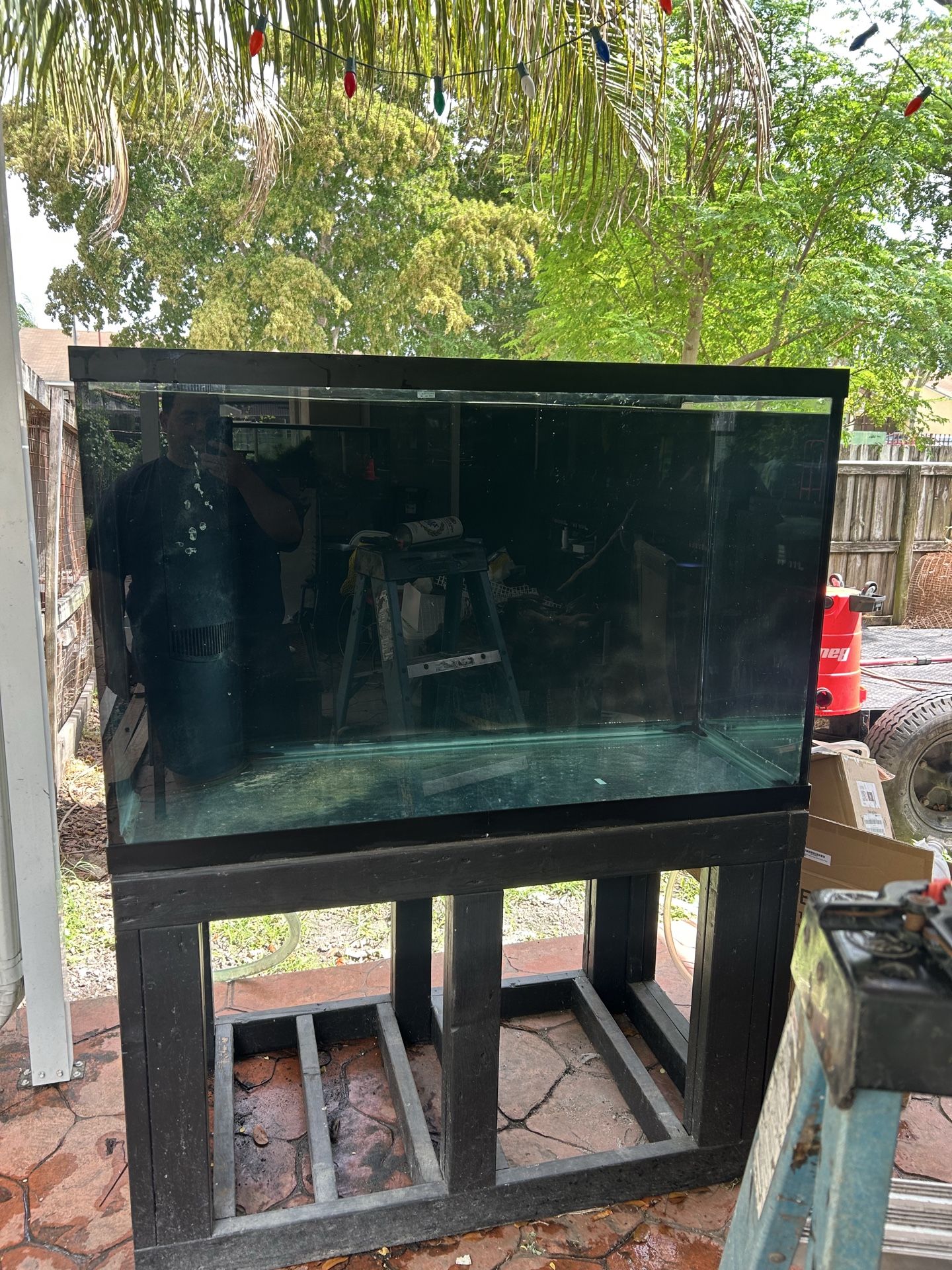 Fish tank