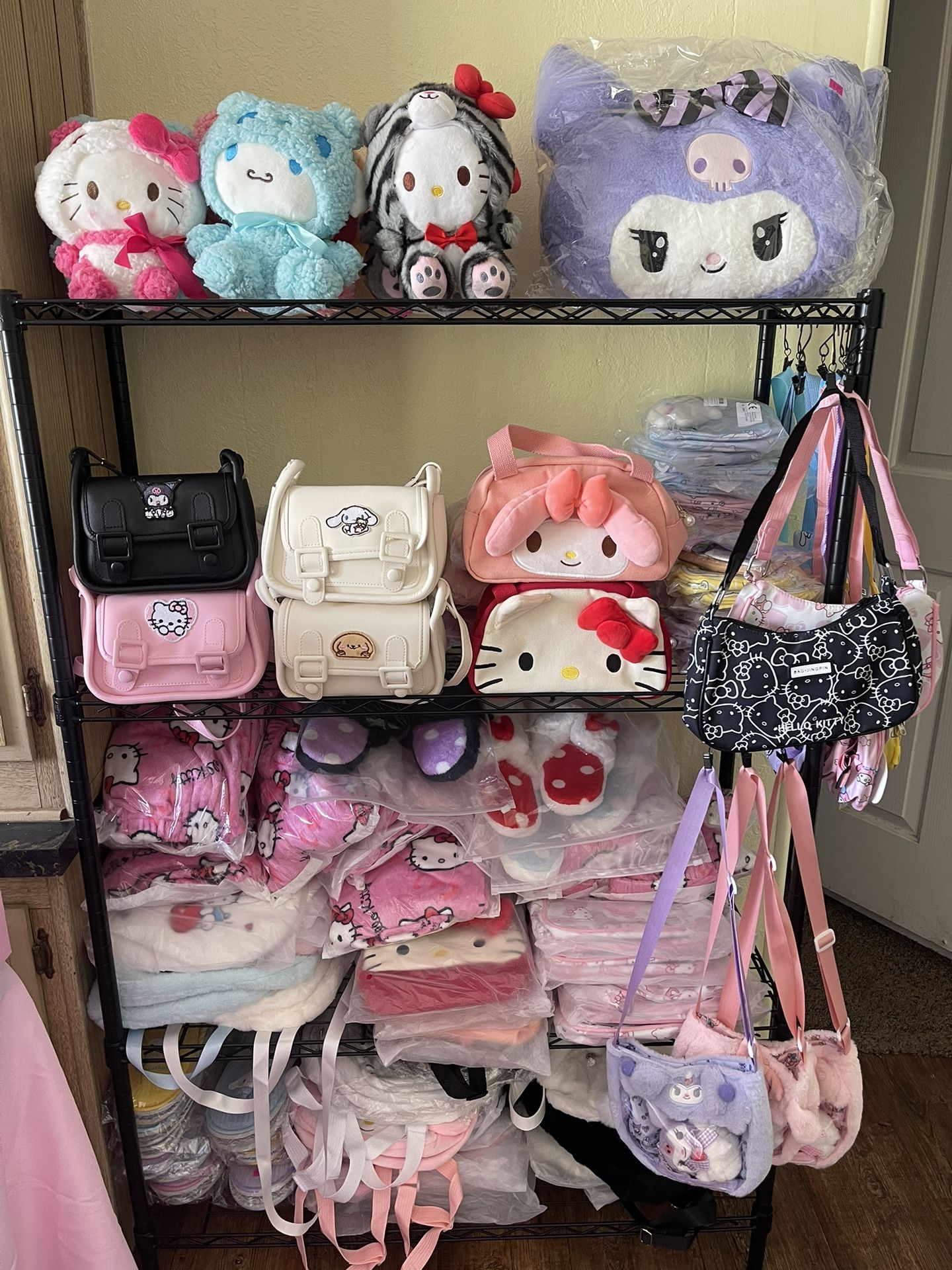 Hello Kitty And Friends Purses 