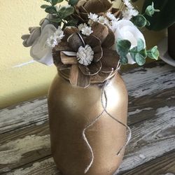 Centerpieces Made With Wood Flowers 