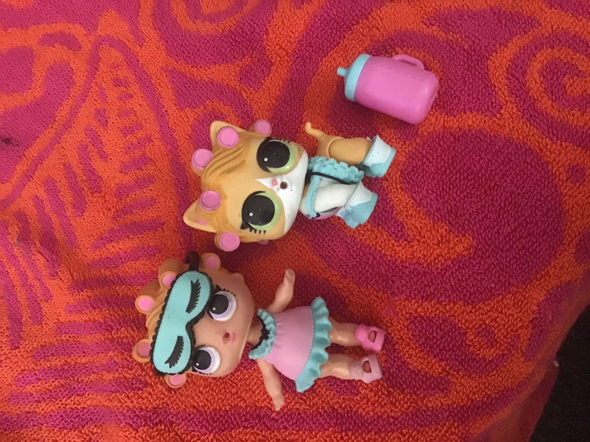 Various lol dolls pets