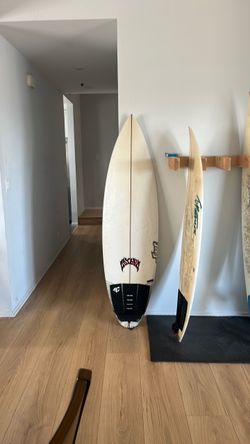 5’8 Lost driver 2.0 surfboard