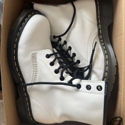 Women's White Doc Martens Boots (Size 8)