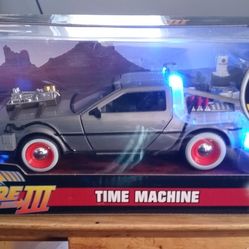 Die Cast Metal - Back To The Future lll - DeLorean - Time Machine - New -