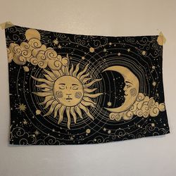 Sun And Moon Banner, Decor