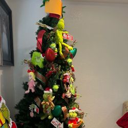 Árbol De Navidad Sin Decoración, $100 Le Cambiam Las Ludes