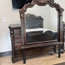 Dresser & Mirror 