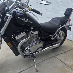 Boulevard s50 2005 low miles