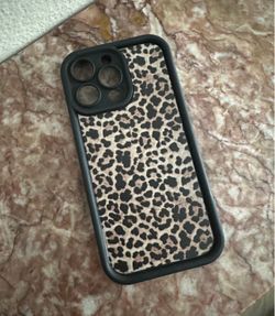 iPhone 14 Pro Max leopard case