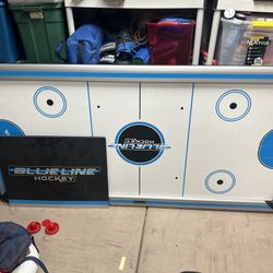 Air Hockey Table