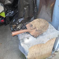 Vintage  Shovel