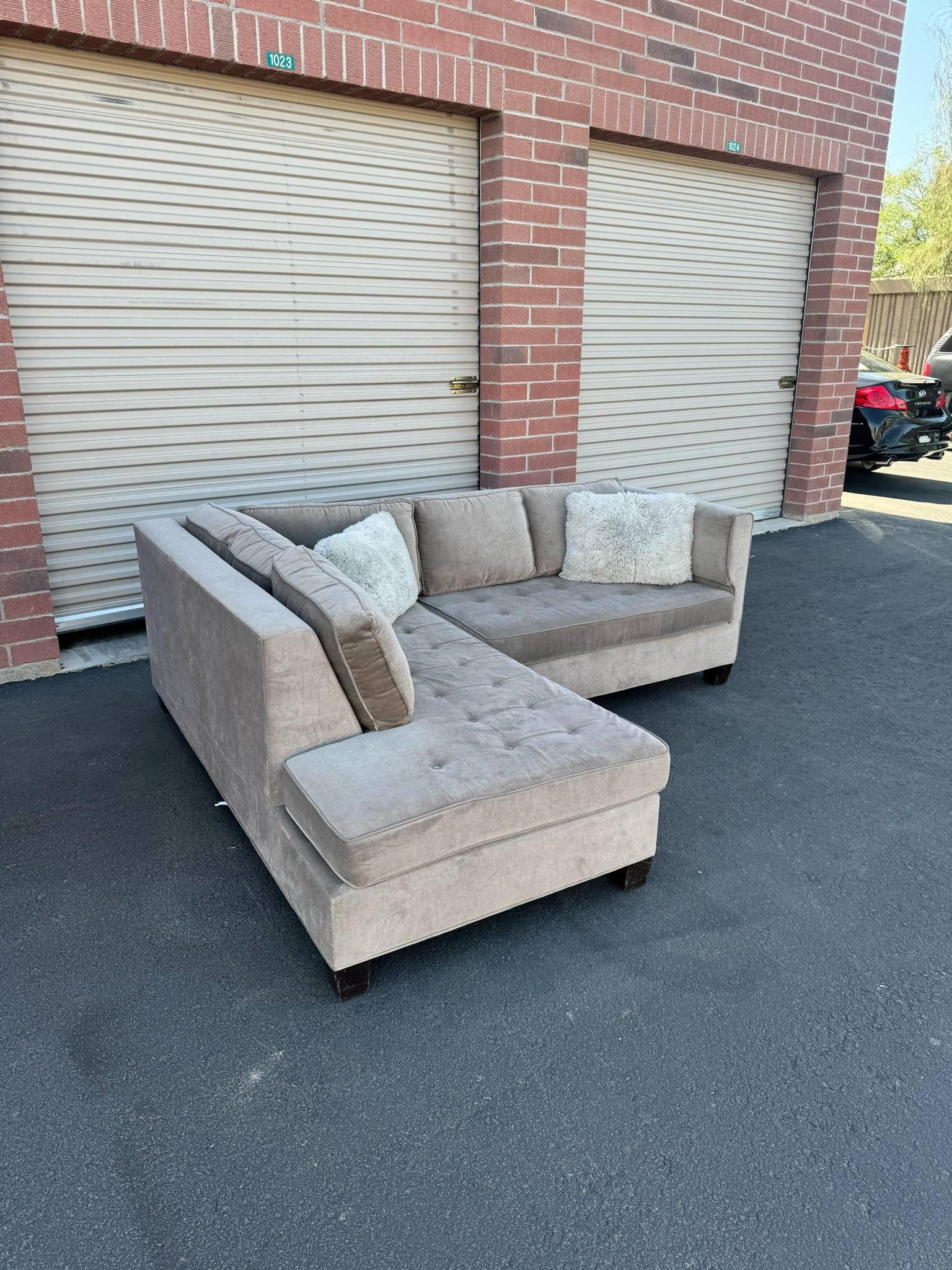 really nice awesome sectional couch