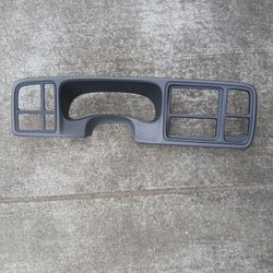 Chevy Dash Insirt