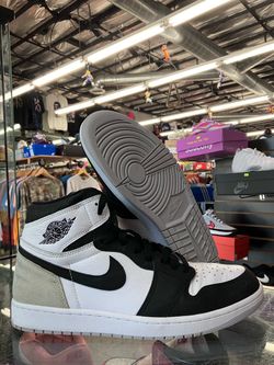 Air Jordan 1 Retro High Bleached Coral