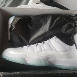 Jordan 11 Low Legend Blue Size 14