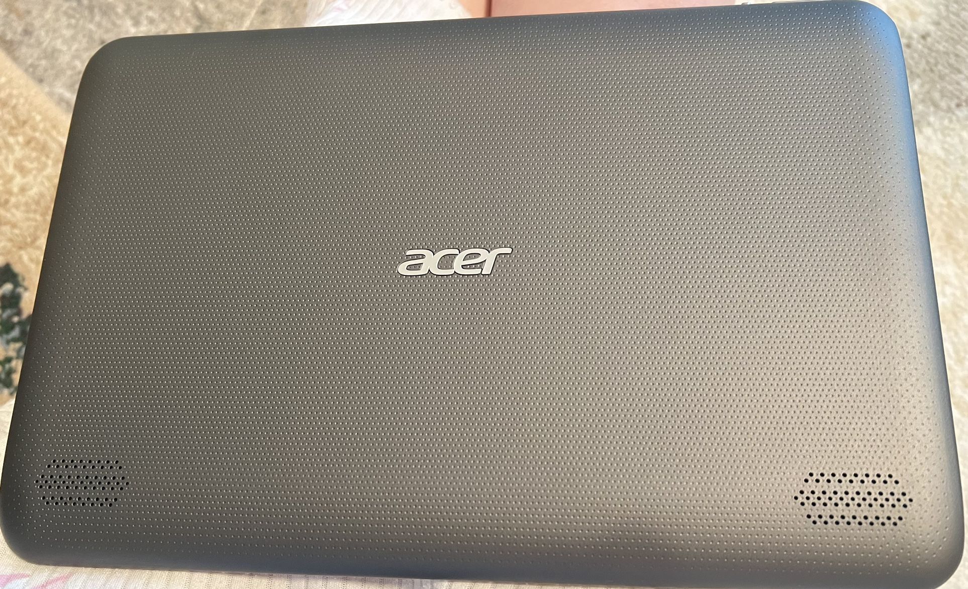 ACER A200, CPU 1.0GHz, RAM 16GB, ROM 1GB
