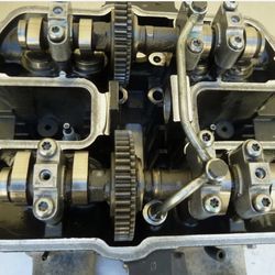 08 Triumph Bonneville Cylinder head 865cc