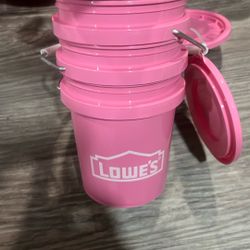 Lowe’s Small Mini Buckets