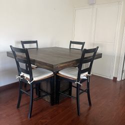 Dining Room Table with Chairs and Extension!!