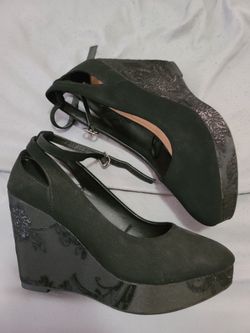 Black Sparkly Wedge Heels