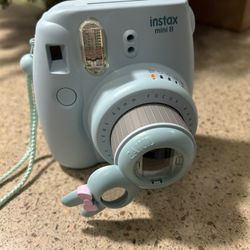 Instax Mini 8 Polaroid