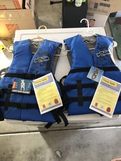 New Life Jackets Adult Large $40 pair