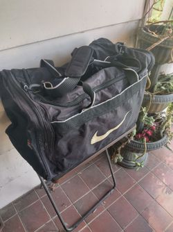 Nike gym bag $25