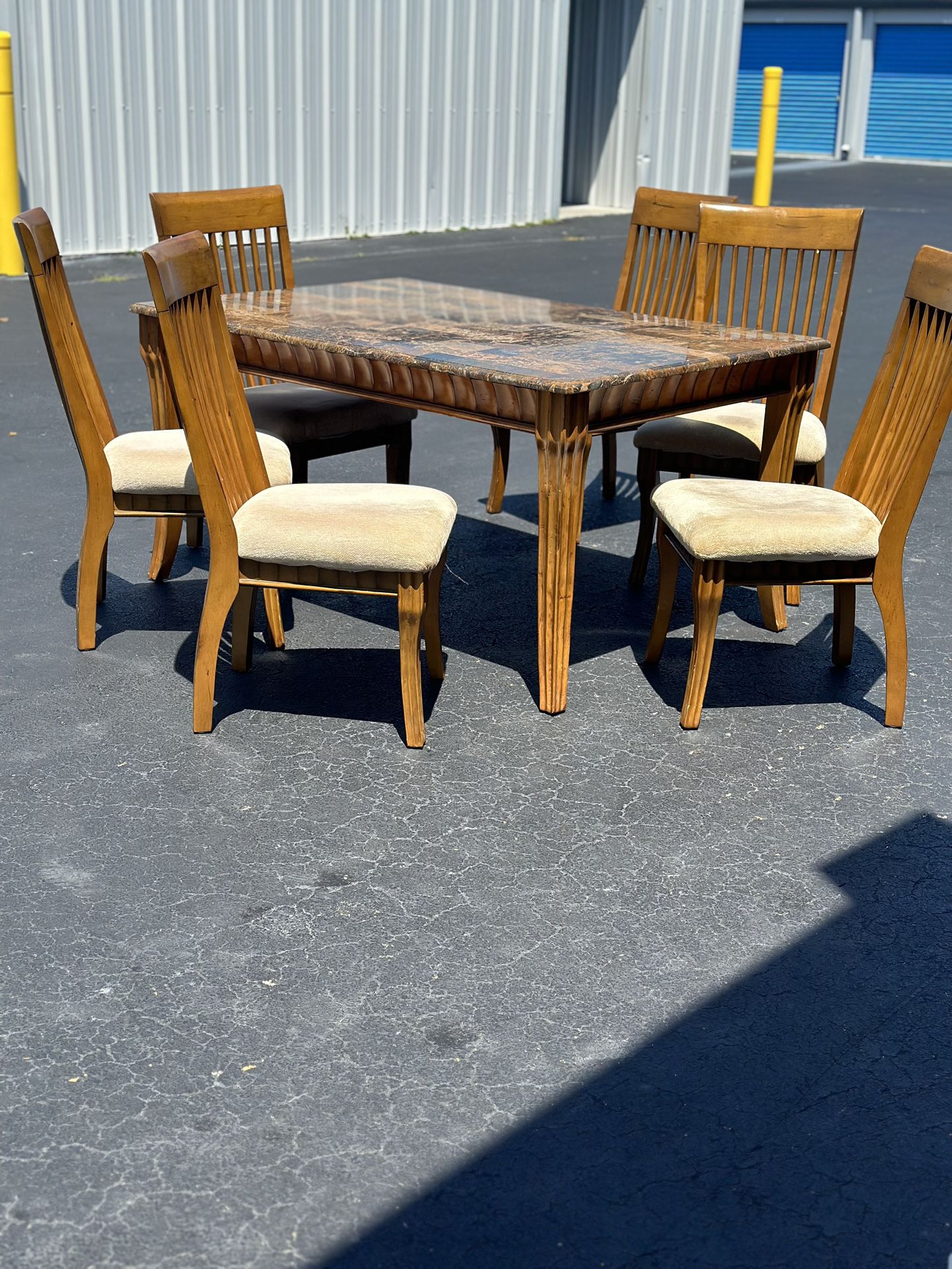 6 Chairs dining table 