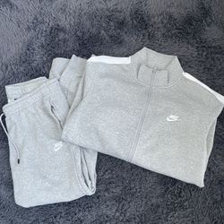 Nike Grey Lifestyle Sweatsuit Sweatpants Full Zip Sweatshirt | Men Large