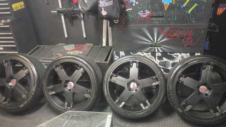 22 inch momo rims and tires