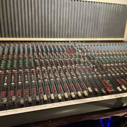 Crest Century GTx console (40 channel)