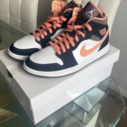 Jordan 1 Peach Mochas