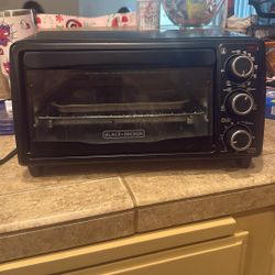 Black + Decker Toaster Oven 
