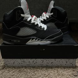 JORDAN 5 METALLIC RETRO 