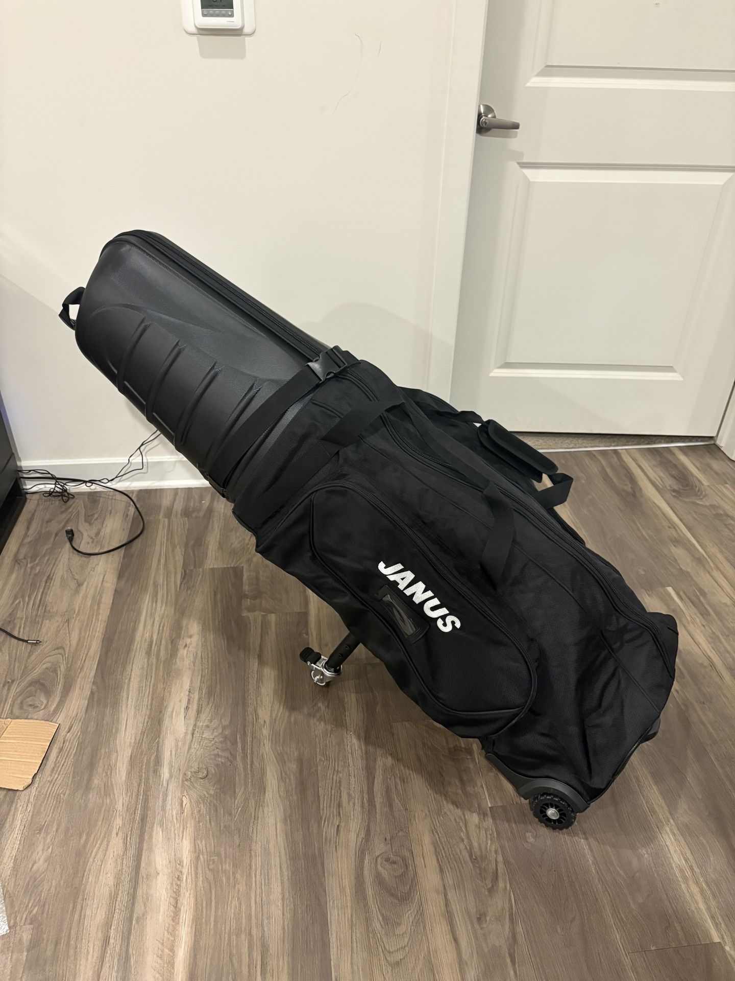 JANUS Golf Travel Bag