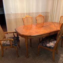 Dining room table with 6 chairs plus electric recliner