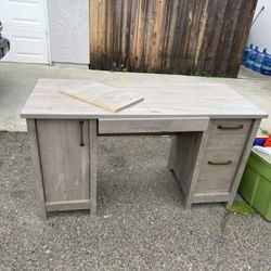 FREE Desk