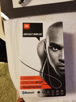 JBL Reflect mini headphones