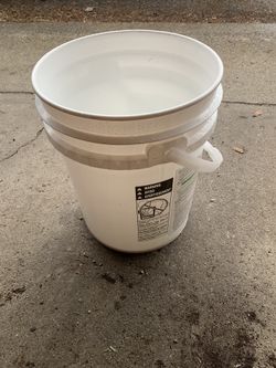 5 Gallon Buckets