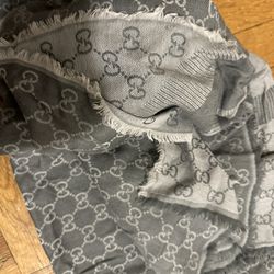Used Gucci Scarf 