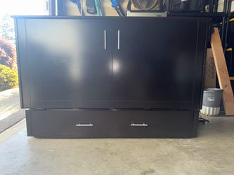 Queen size Murphy bed