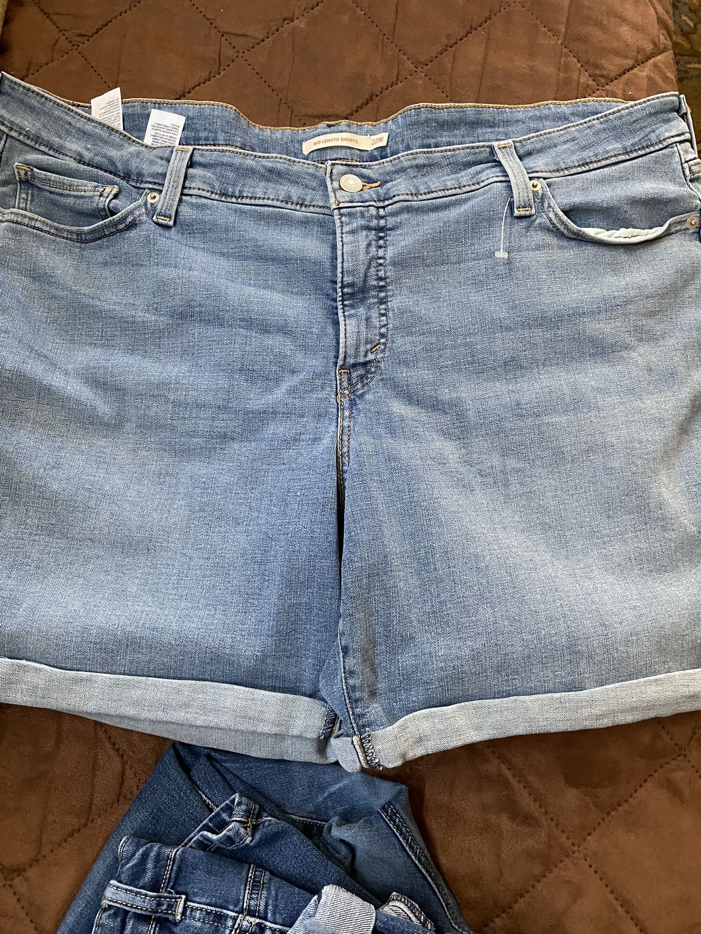 Womens Plus Levis Shorts