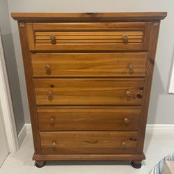 Pine Chest Of Drawers