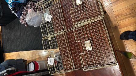 Files to mount on the wall