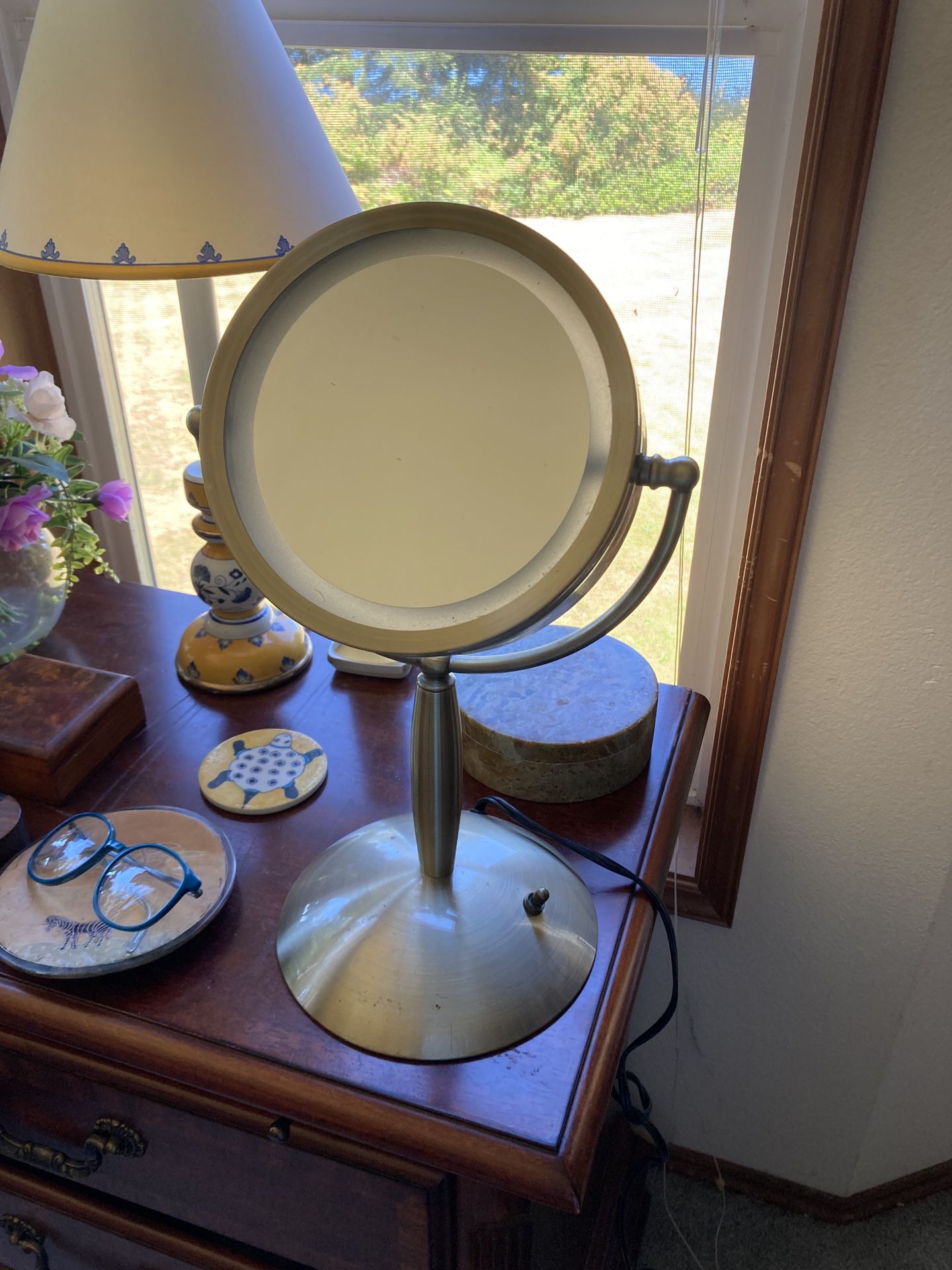 Double Sided Vanity Mirror w/ Cord 