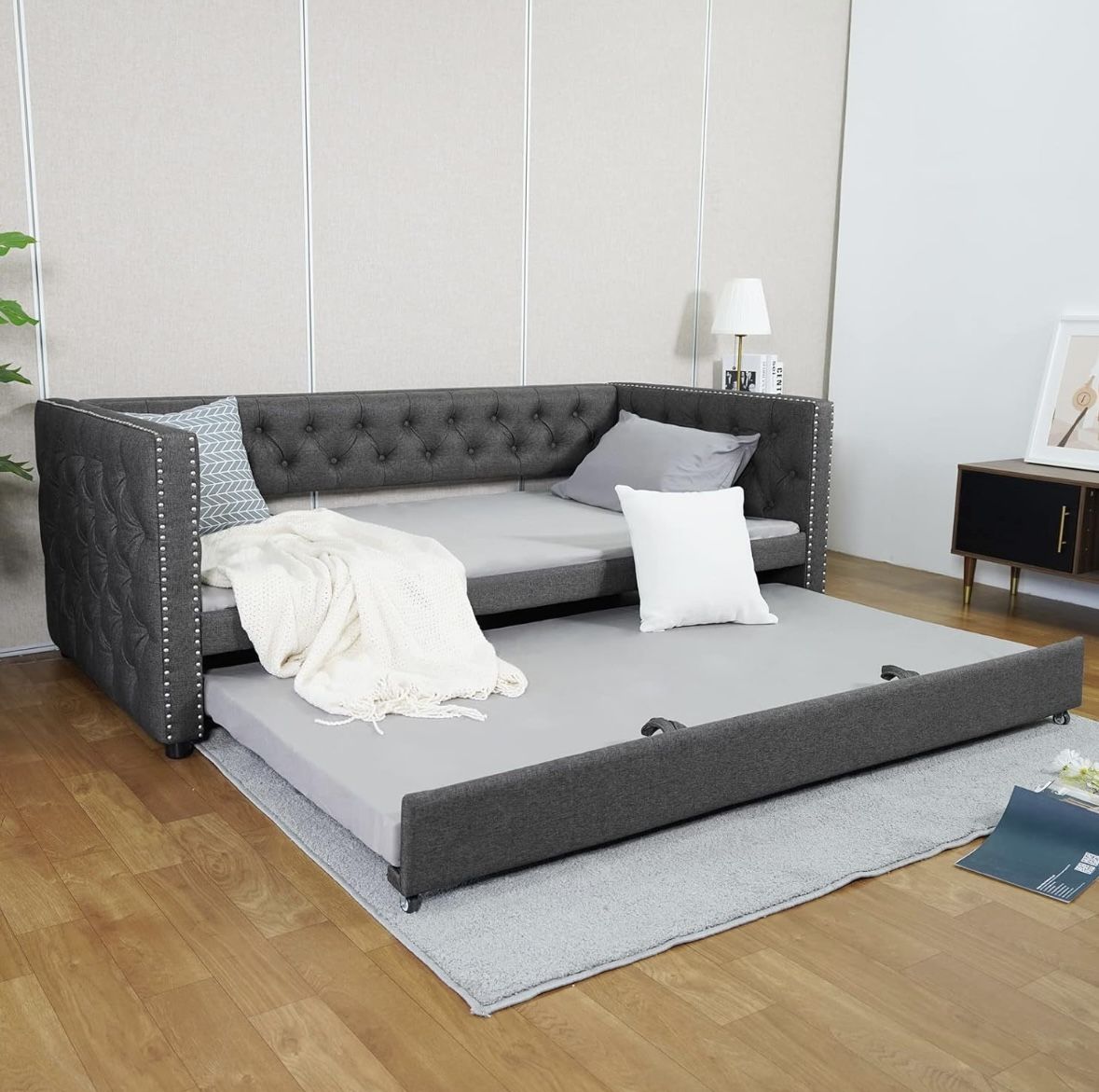 Daybed with Trundle + 2 twin mattresses