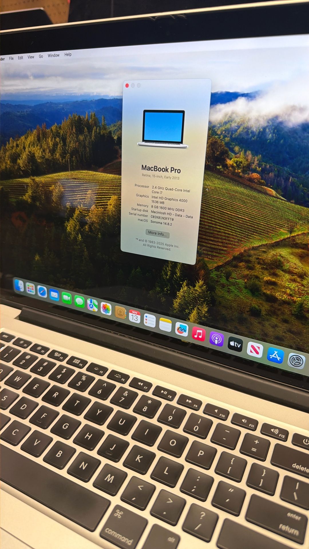 MacBook Pro 15-inch 2015 8GB 512 SSD Microsoft Office Installed