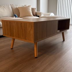 Natural Wood Color Coffee Table 